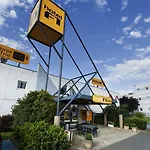 Hotelf1 Sud Evreux