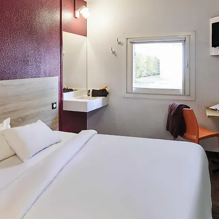 Otel Hotelf1 Sud Évreux