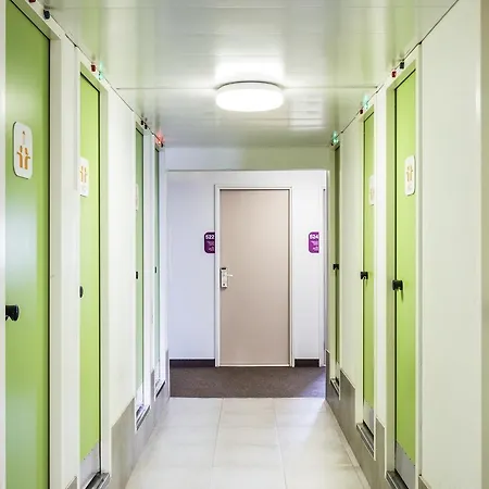 Hotel Hotelf1 Sud 3*