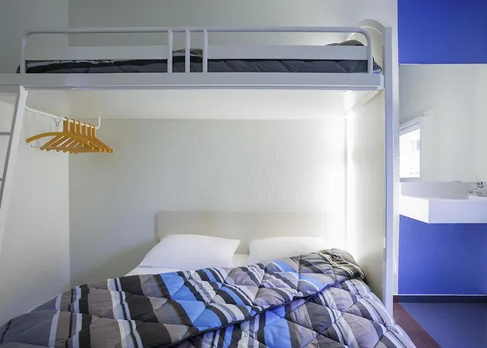 Hotelf1 Sud Otel Évreux